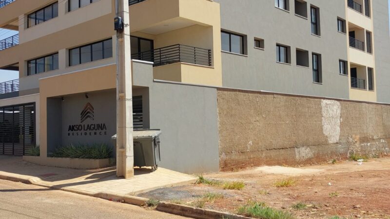 Apartamentos de 2 e 3 quartos no Parque Laguna – com elevador e varanda